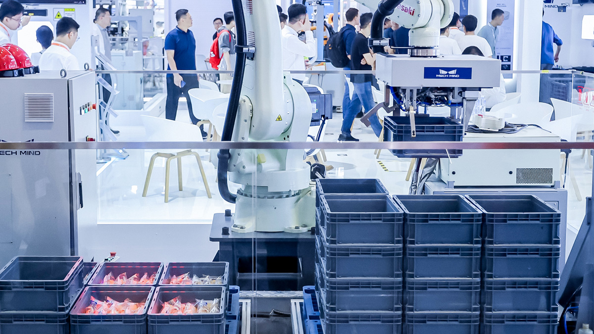 智能機器人應用-3D視覺引導緊密嵌合周轉箱拆碼垛