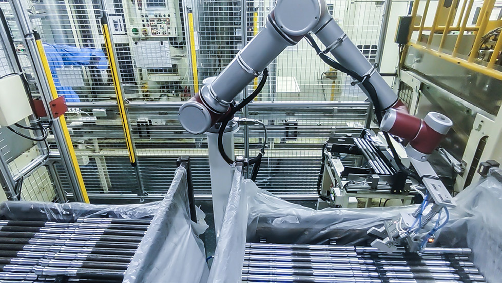 3D視覺引導中間軸上料 | 某大型汽車零部件廠 3D視覺引導中間軸上料 | 某大型汽車零部件廠