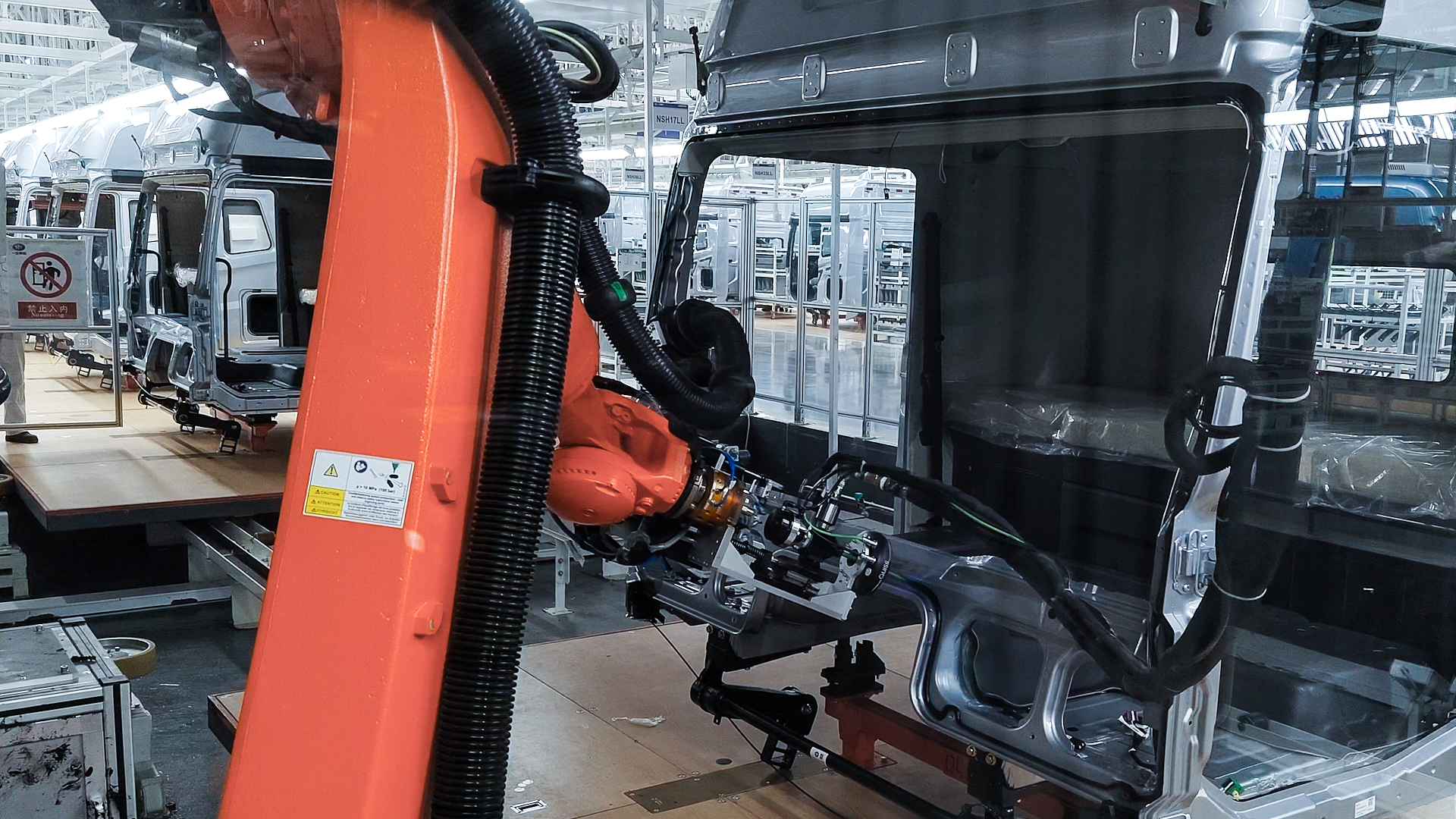 AI+3D視覺技術賦能商用車 “智”造升級，打造自動化、柔性化整車智能工廠