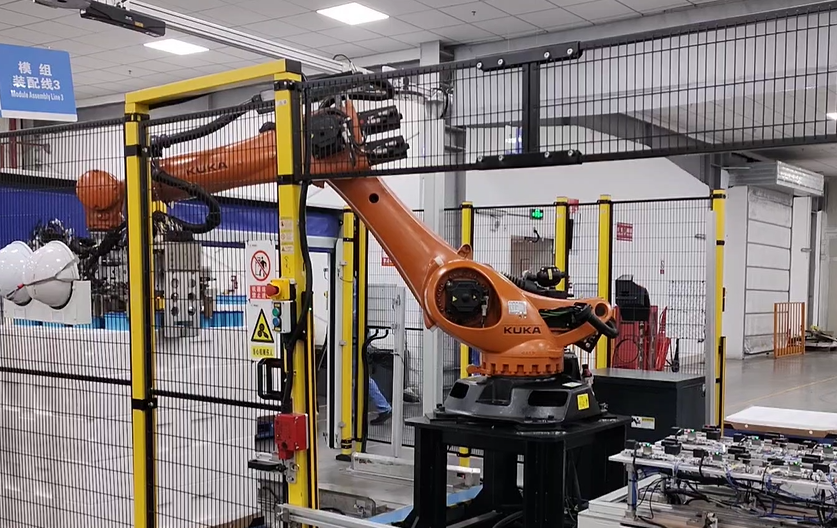 AI視覺引導電芯大包裝上料 | 某大型動力電池制造企業