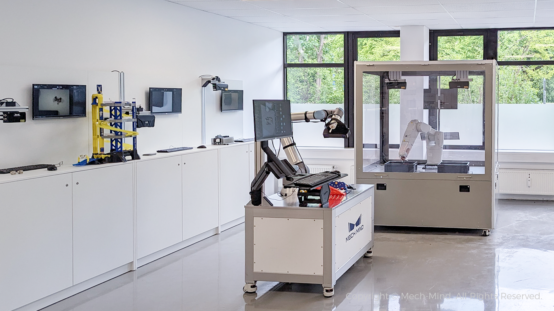 梅卡曼德德國展廳正式運營,展示、培訓、會議多位一體,更好服務歐洲客戶 梅卡曼德德國展廳正式運營,展示、培訓、會議多位一體,更好服務歐洲客戶