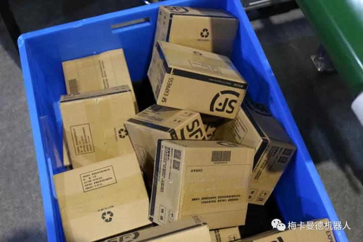 多項實用技術吸睛!梅卡曼德工博會首秀回放 多項實用技術吸睛!梅卡曼德工博會首秀回放