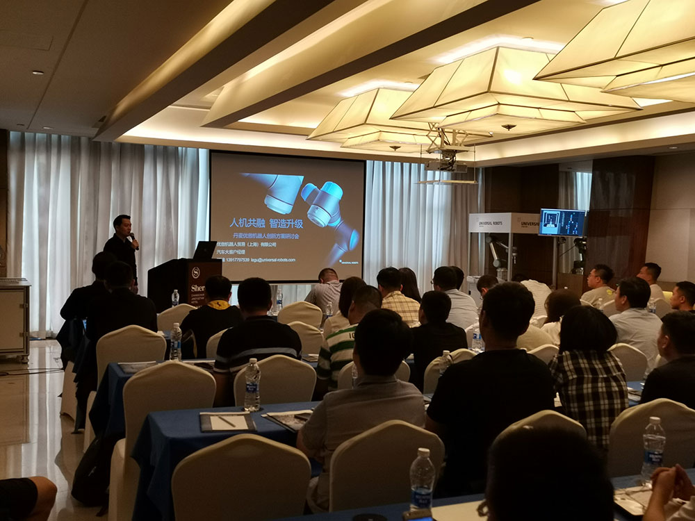 UR機器人+3D視覺:快來圍觀應對純黑色物體的解決方案 UR機器人+3D視覺:快來圍觀應對純黑色物體的解決方案