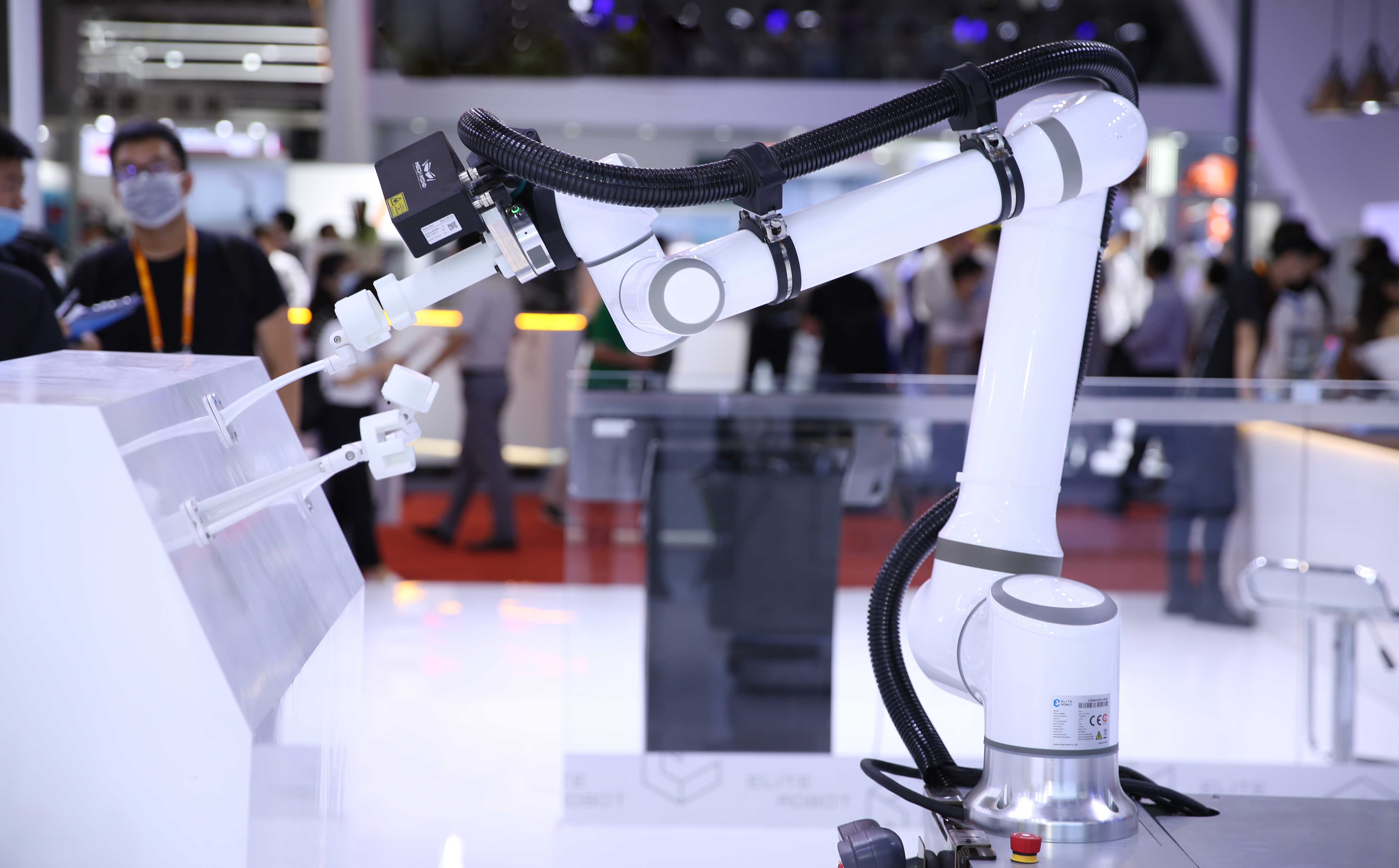 新升級Mech-Eye Nano工業級3D相機——超小體積、更高精度、更強工業防護