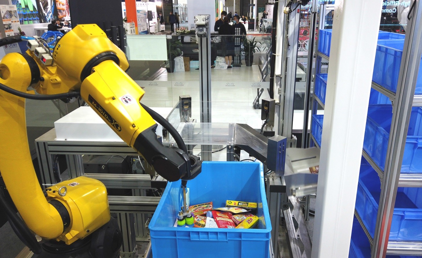 CeMAT展會現場 | 梅卡曼德貨品播種、混拆混碼等方案引領物流行業新方向