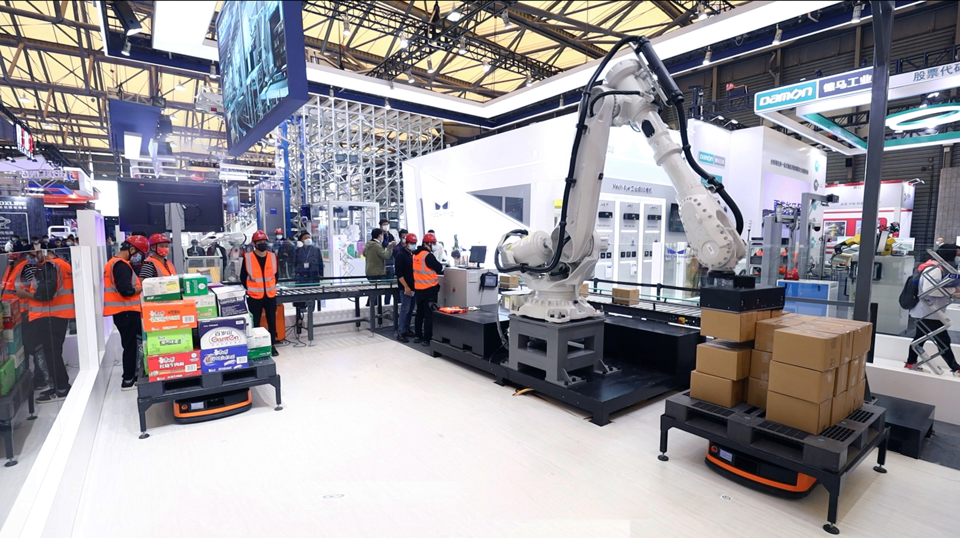 CeMAT現(xiàn)場(chǎng) | 梅卡曼德全新升級(jí)五大物流解決方案重磅亮相，AI+3D賦能智能物流